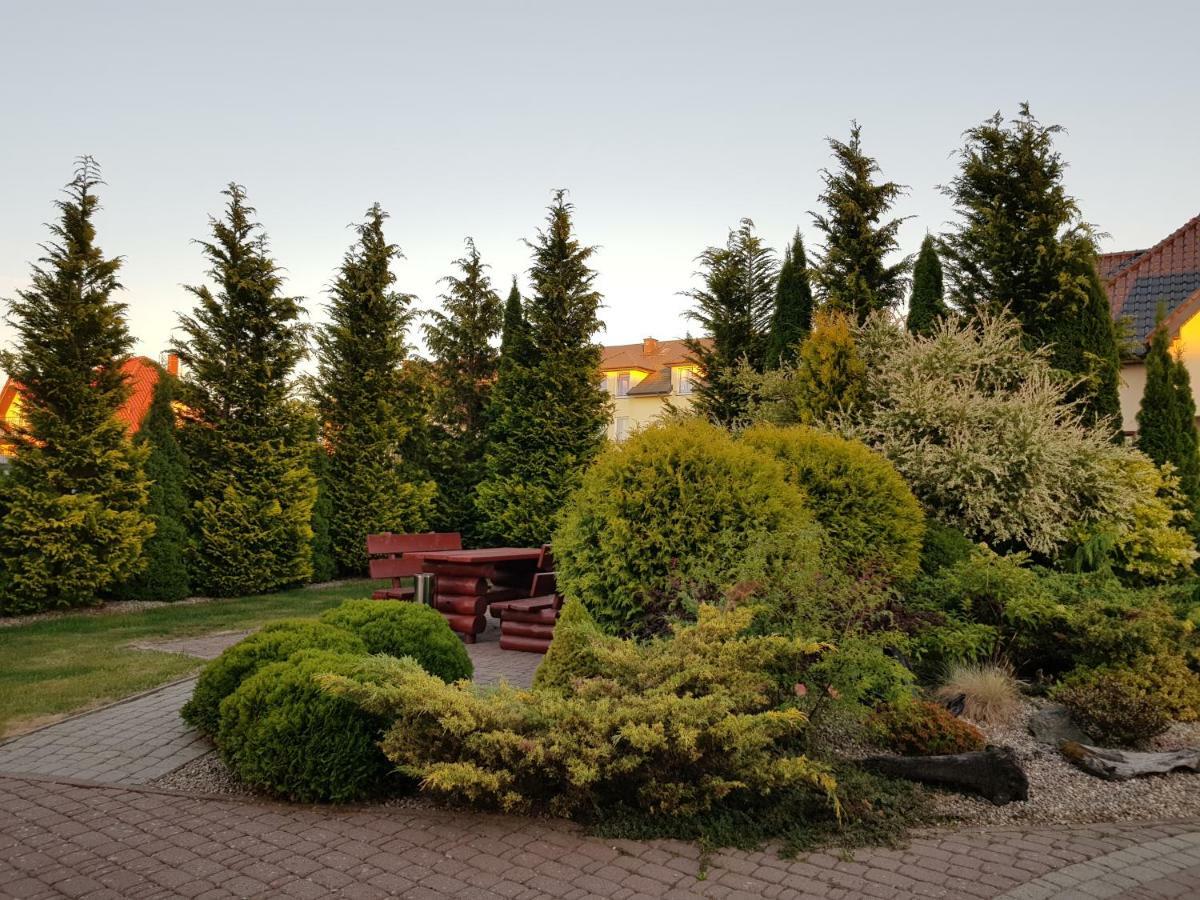 Posejdon Bed & Breakfast Ustronie Morskie Exterior photo